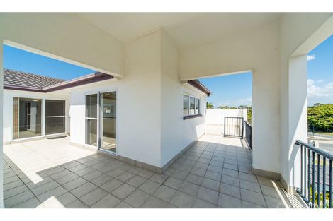 7/97 Muir St, Labrador, QLD 4215