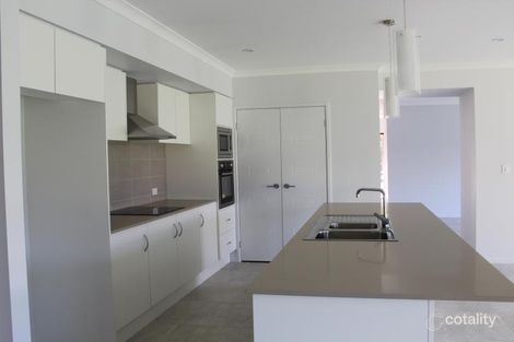 Property photo of 5 Forest View Close Bonville NSW 2450
