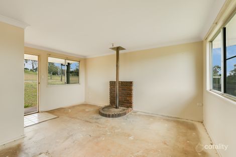 Property photo of 38 Miranda Drive Wilsonton Heights QLD 4350