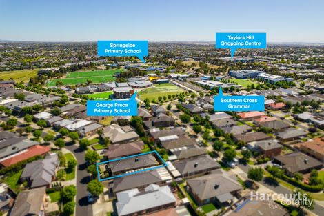 Property photo of 16 Mount Way Caroline Springs VIC 3023