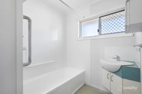 Property photo of 58 Jane Street Leichhardt QLD 4305