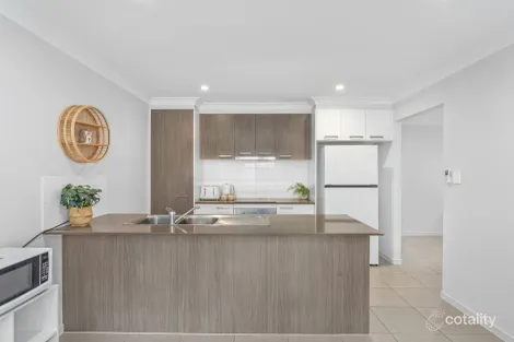 Property photo of 8 Rosewood Crescent Taree NSW 2430