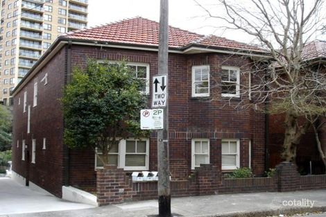 2/28 Hipwood St, North Sydney, NSW 2060