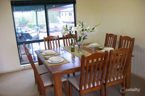 Property photo of 28 Fredrick Drive Woodcroft SA 5162