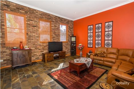 Property photo of 25 Tallowood Crescent Bossley Park NSW 2176