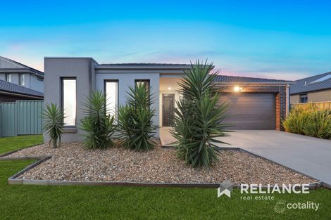 13 Langley Ave, Wyndham Vale, VIC 3024