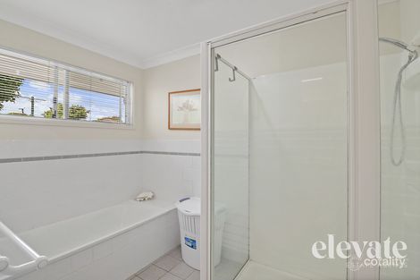 Property photo of 92 Mount Ommaney Drive Jindalee QLD 4074