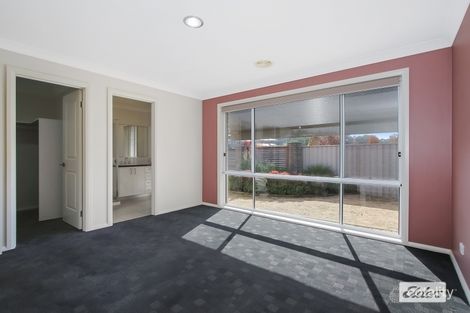 Property photo of 8 Grange Close Wodonga VIC 3690