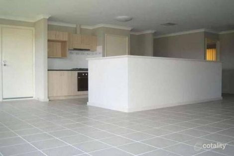 Property photo of 37 Pamplona Boulevard Port Kennedy WA 6172