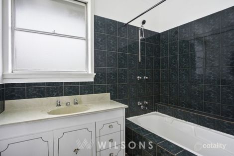 Property photo of 48 Fidge Crescent Breakwater VIC 3219