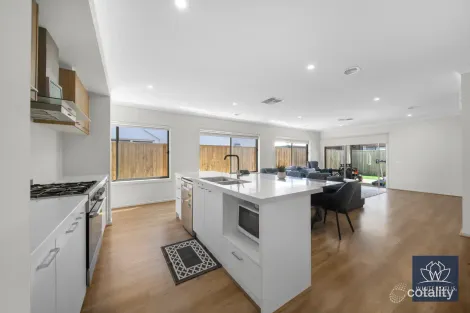 Property photo of 10 Billy Road Deanside VIC 3336