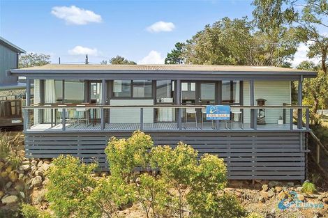 Property photo of 99 Wattle Grove Loch Sport VIC 3851
