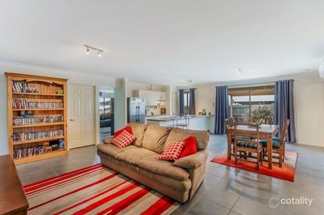 Property photo of 4 Wareena Crescent Glenvale QLD 4350