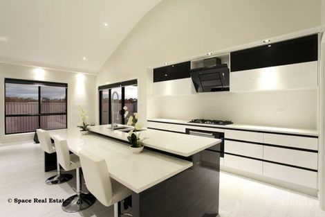 Property photo of 8 Power Ridge Oran Park NSW 2570