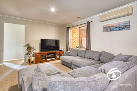 Property photo of 1 Gillian Place Pakenham VIC 3810