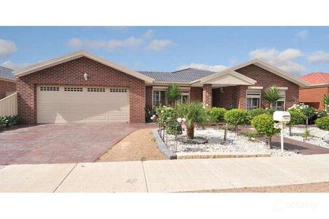 39 Webbs Ave, Taylors Hill, VIC 3037
