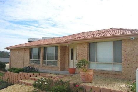 Property photo of 30 Toucan Close Cameron Park NSW 2285