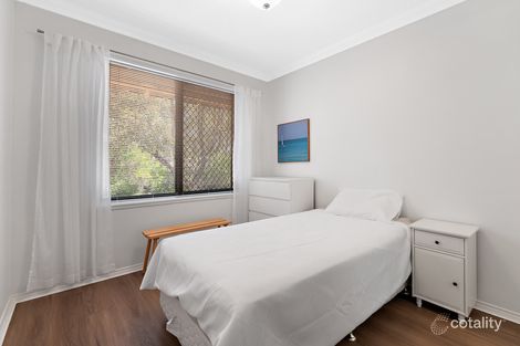 Property photo of 3 Dowell Close Bedfordale WA 6112