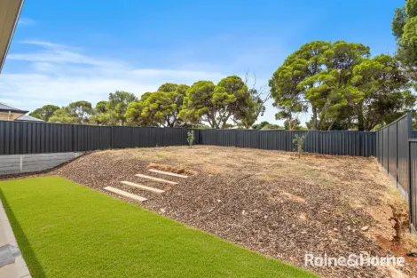 Property photo of 65 Westwood Circuit Strathalbyn SA 5255