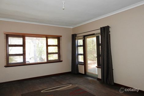 Property photo of 197 Grove Road Lesmurdie WA 6076
