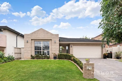 4 Clapham St, Stanhope Gardens, NSW 2768