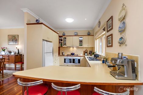 Property photo of 2 Downes Street Strathmore VIC 3041