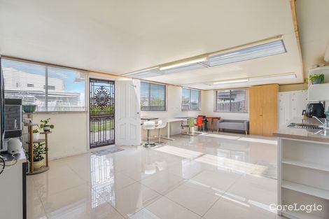 Property photo of 5 Oliveri Crescent Green Valley NSW 2168