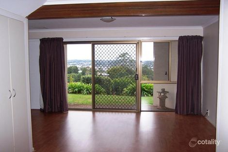 Property photo of 26/2 Benjamin Street Mount Lofty QLD 4350