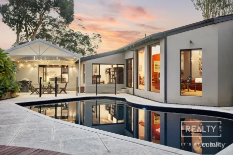 38 Clevedon Way, Karrinyup, WA 6018