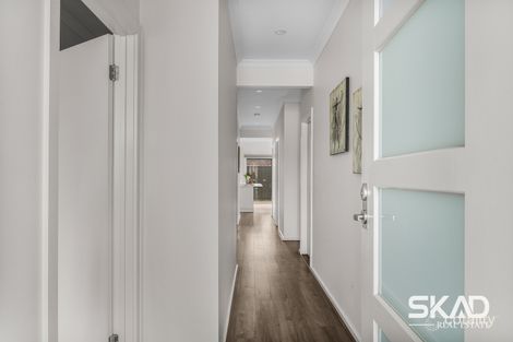 Property photo of 3 Brotus Way Donnybrook VIC 3064