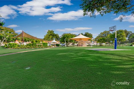 Property photo of 8108 Magnolia Gardens Court Hope Island QLD 4212