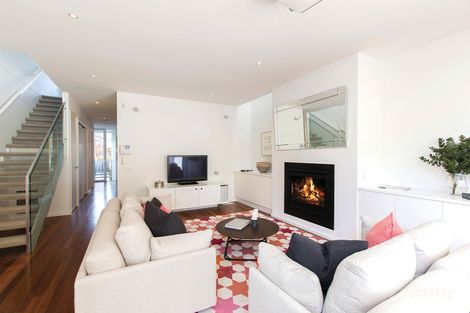 Property photo of 27 Canterbury Road Toorak VIC 3142
