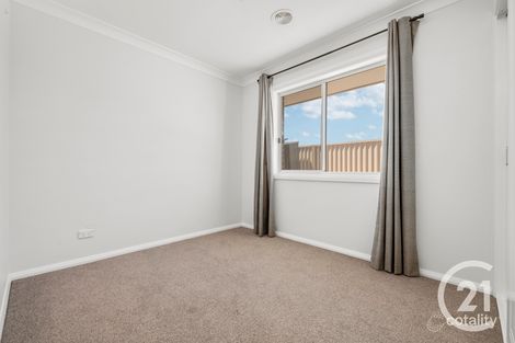 Property photo of 8 McGillan Drive Kelso NSW 2795