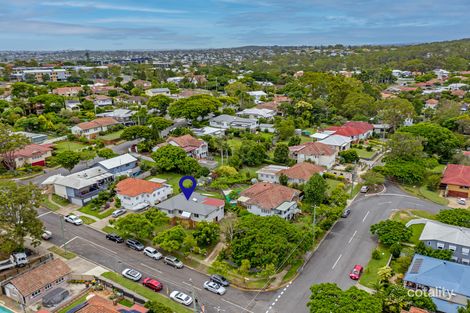 Property photo of 52 Wilbur Street Holland Park QLD 4121