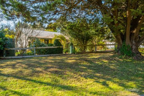 4 Service St, Porepunkah, VIC 3740