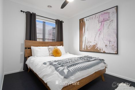 Property photo of 19 Jacana Way Armstrong Creek VIC 3217