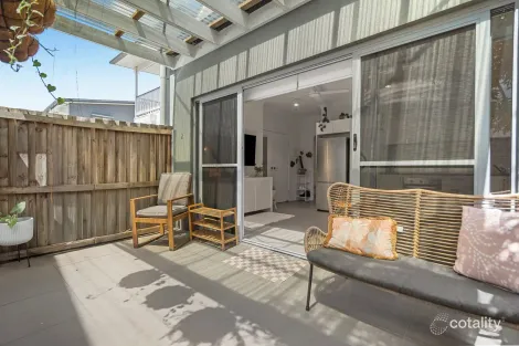 2/94 Flower St, Northgate, QLD 4013