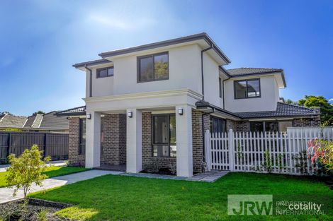 Property photo of 1/15 Kurrajong Avenue Glen Waverley VIC 3150