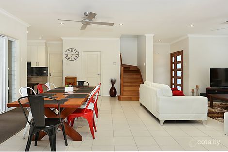 Property photo of 2/17 Bennett Street Hawks Nest NSW 2324