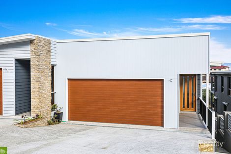 6 Jacana Pl, Lake Heights, NSW 2502