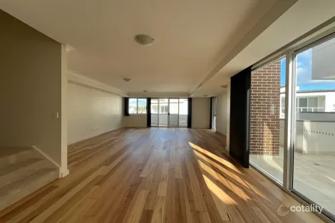 Property photo of 20 Chloe Circuit Norwest NSW 2153