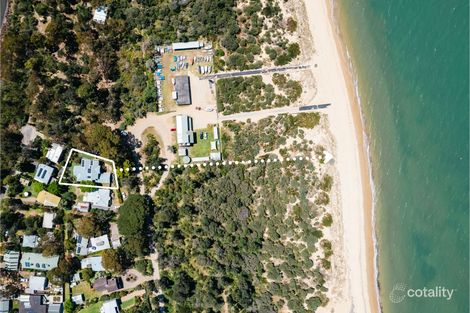 Property photo of 2 Foreshore Road Balnarring Beach VIC 3926