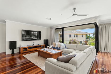 Property photo of 5 Swissalp Drive Urraween QLD 4655