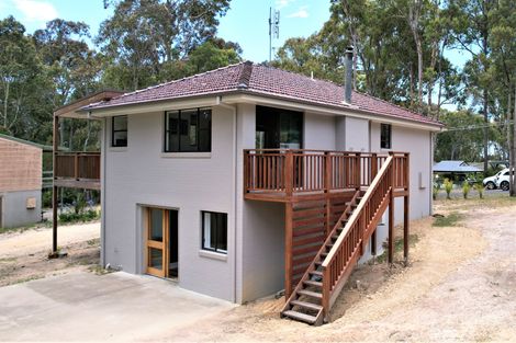 Property photo of 31 Maculata Circuit Dalmeny NSW 2546