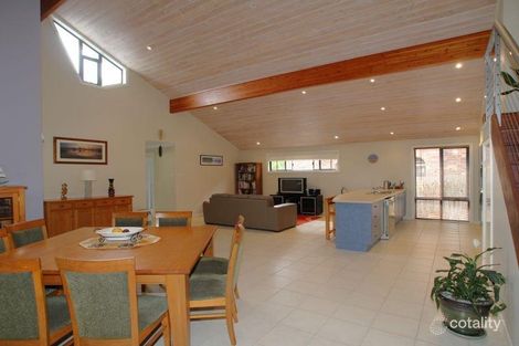 Property photo of 19 Surfway Avenue Berrara NSW 2540