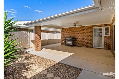 Property photo of 8 Morris Crescent Gobbagombalin NSW 2650