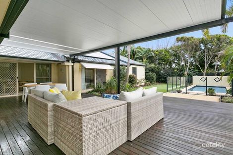 Property photo of 25 Wavecrest Drive Castaways Beach QLD 4567