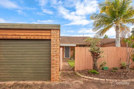 Property photo of 2/7 Cotinga Crescent Burleigh Waters QLD 4220