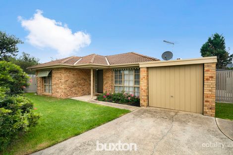 Property photo of 26 Longbeach Close Aspendale VIC 3195