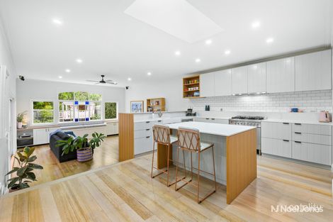 Property photo of 18 Victoria Avenue Mitcham VIC 3132